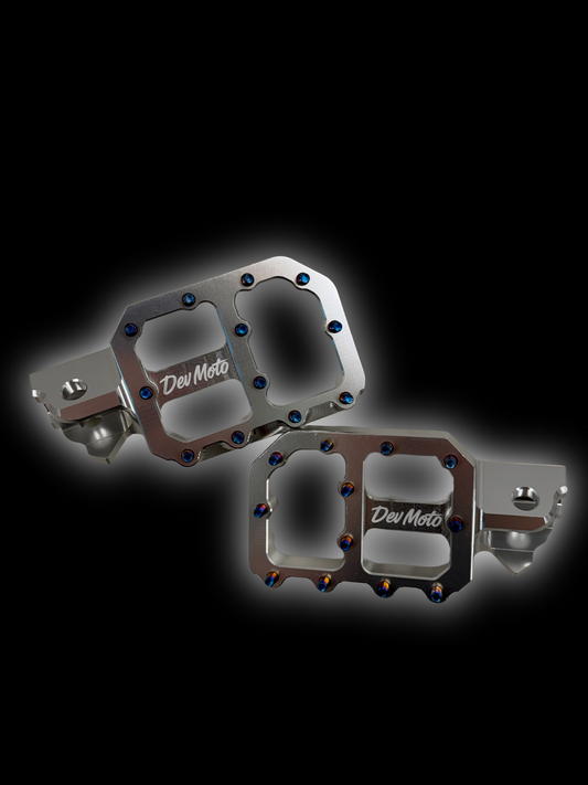 44 Tints E-Moto Foot Pegs
