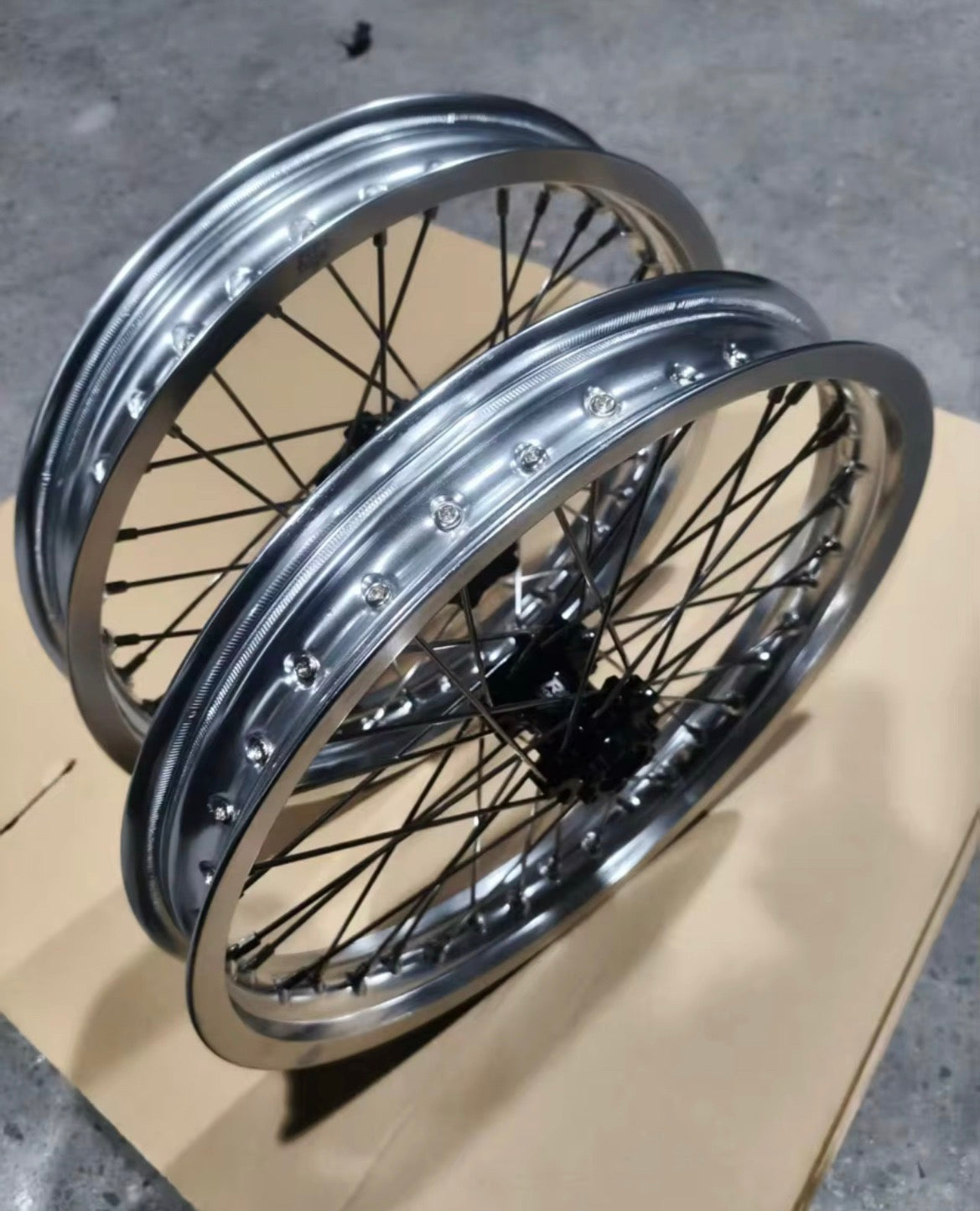 44 Tints Supermoto Wheel Set – Surron LBX / E-Ride Pro SS 2.0