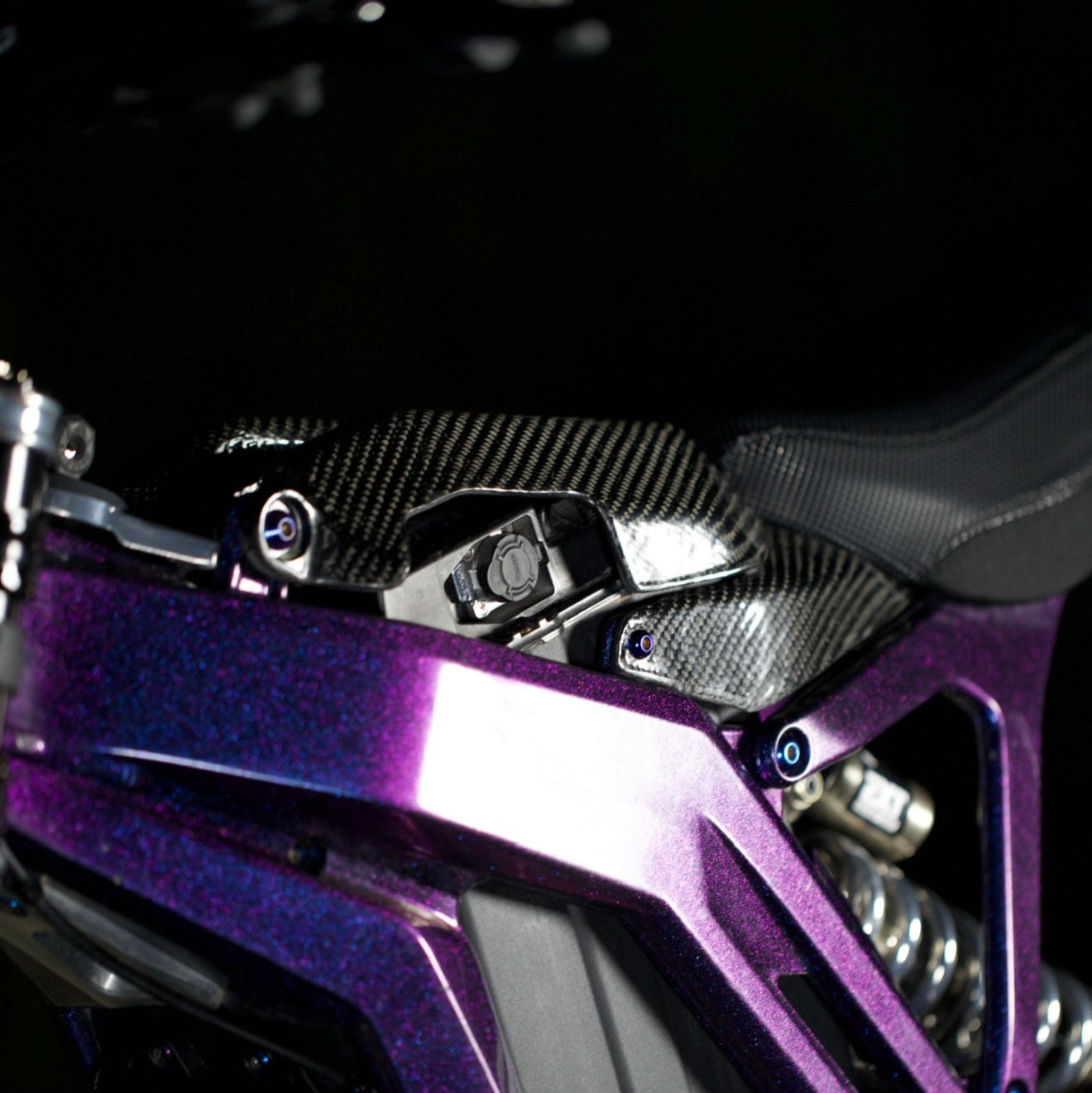 Eride Pro Carbon Fiber Battery Lid