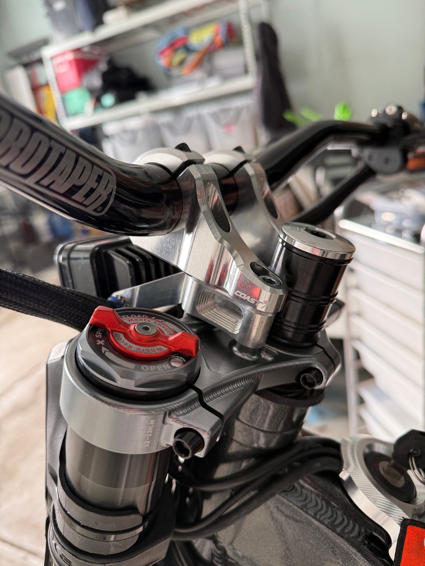 44 Tints Direct Mount 31.8mm