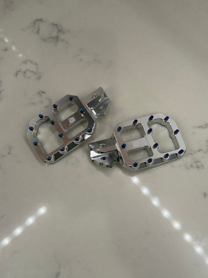 44 Tints E-Moto Foot Pegs