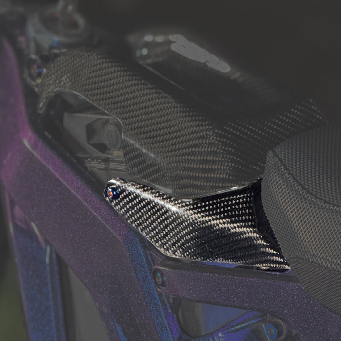 Eride Pro Carbon Fiber Battery Lid Lock